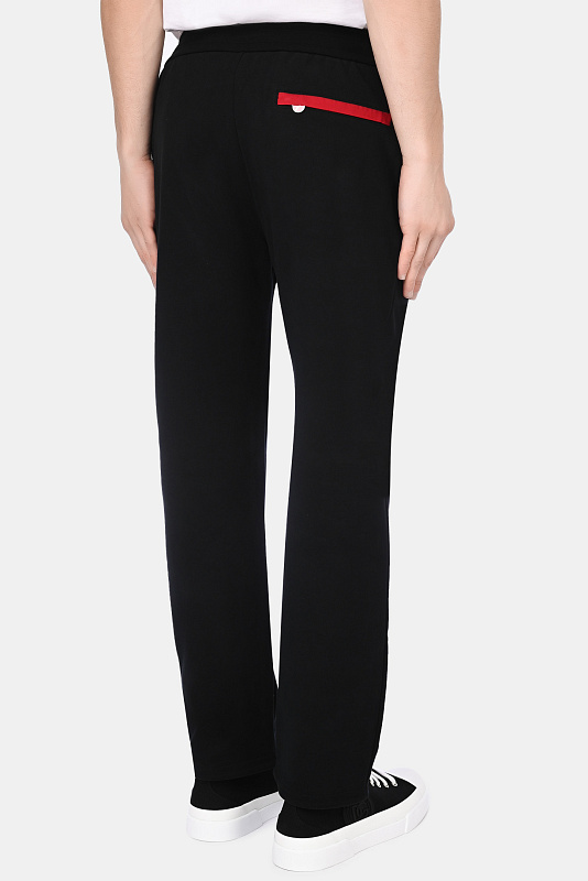 Костюм спорт