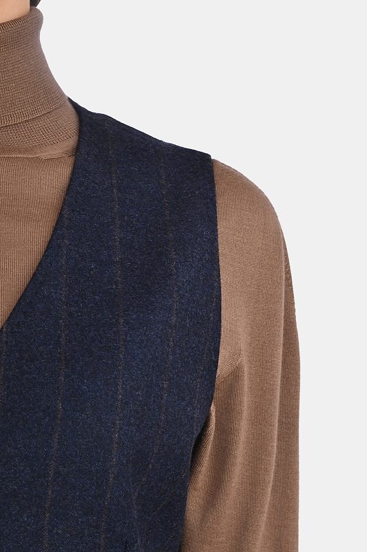 Жилет KITON Темно-синий Женский D47456K0540I0 Жилет KITON Темно-синий Женский D47456K0540I0
